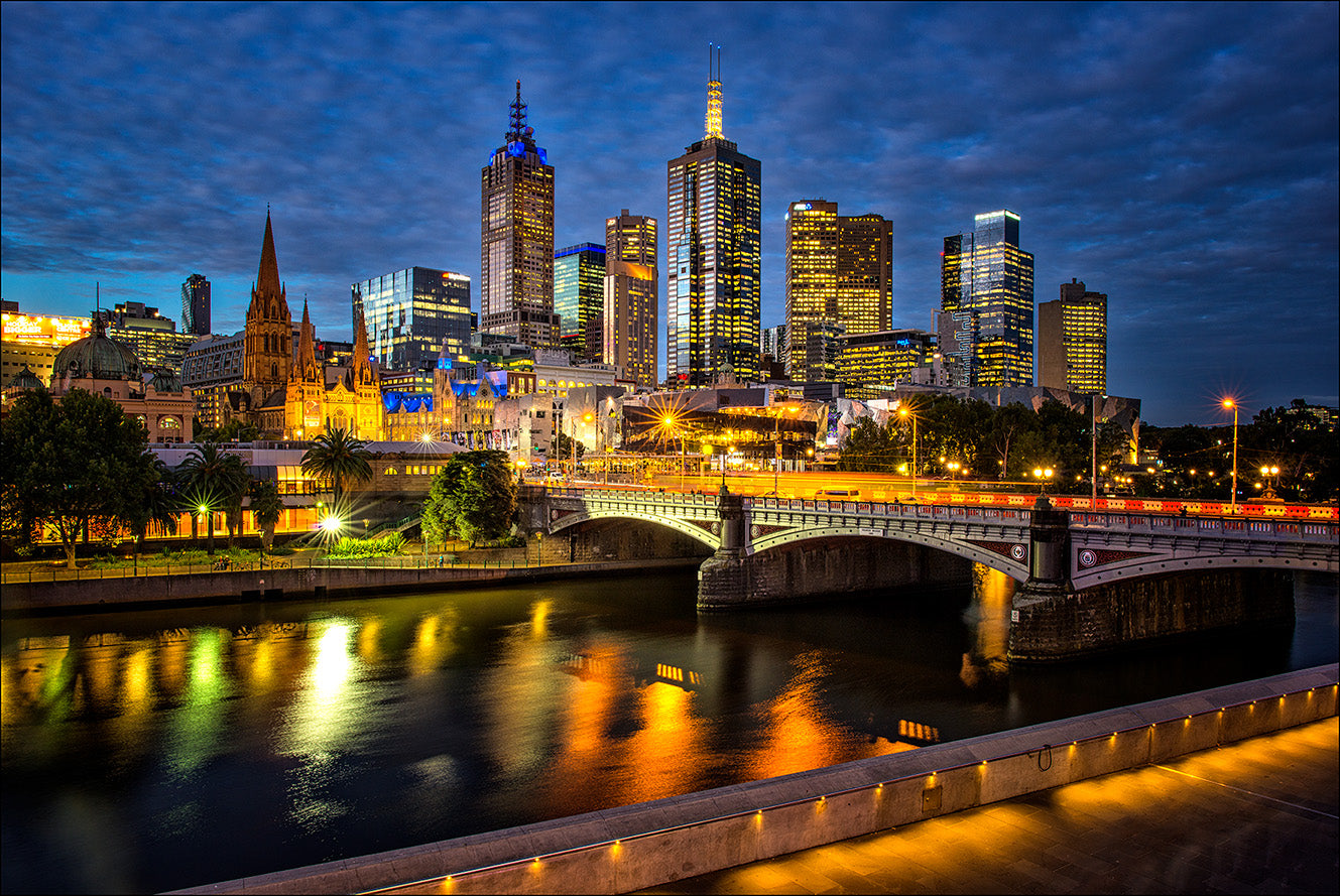 Melbourne By Night